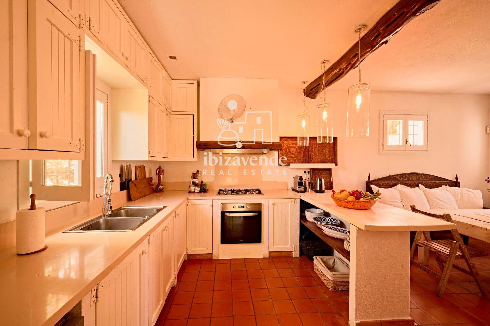 6 sypialnia Willa do wynajęcia w San Jose / Sant Josep de Sa Talaia z basenem garażem - 12 000 € (Ref: 9349777)