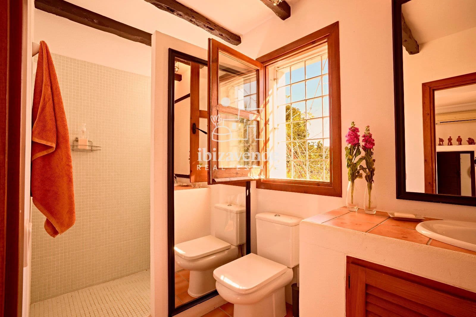 6 sypialnia Willa do wynajęcia w San Jose / Sant Josep de Sa Talaia z basenem garażem - 12 000 € (Ref: 9349777)