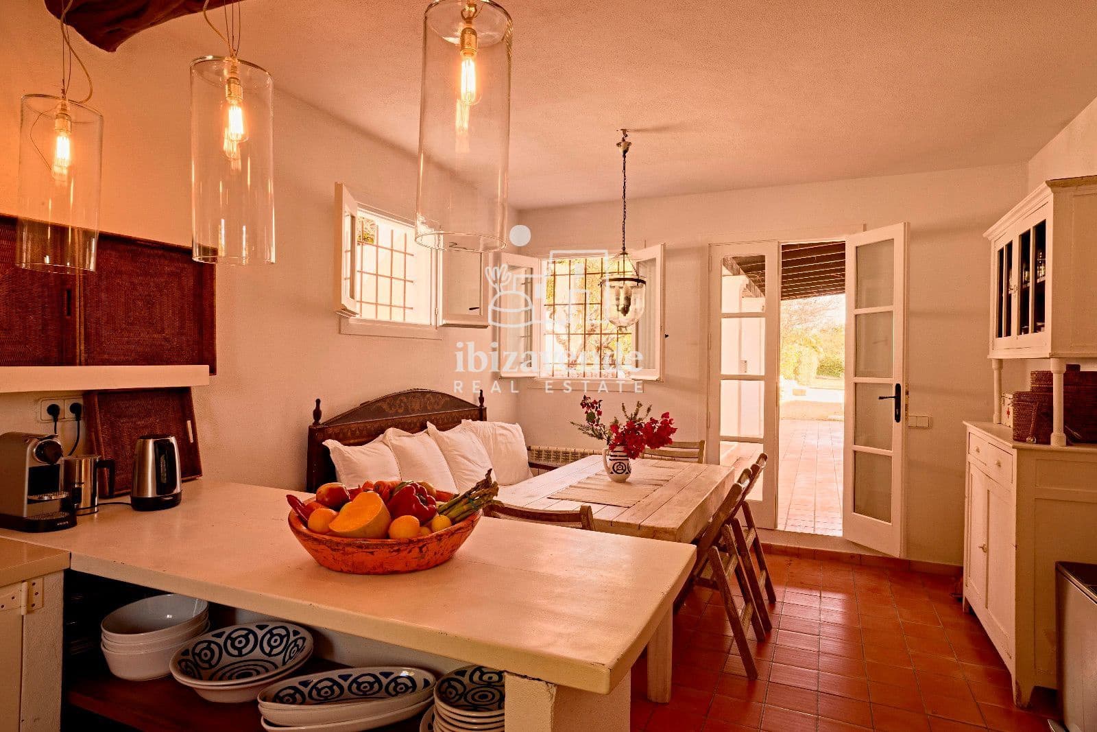 6 sypialnia Willa do wynajęcia w San Jose / Sant Josep de Sa Talaia z basenem garażem - 12 000 € (Ref: 9349777)