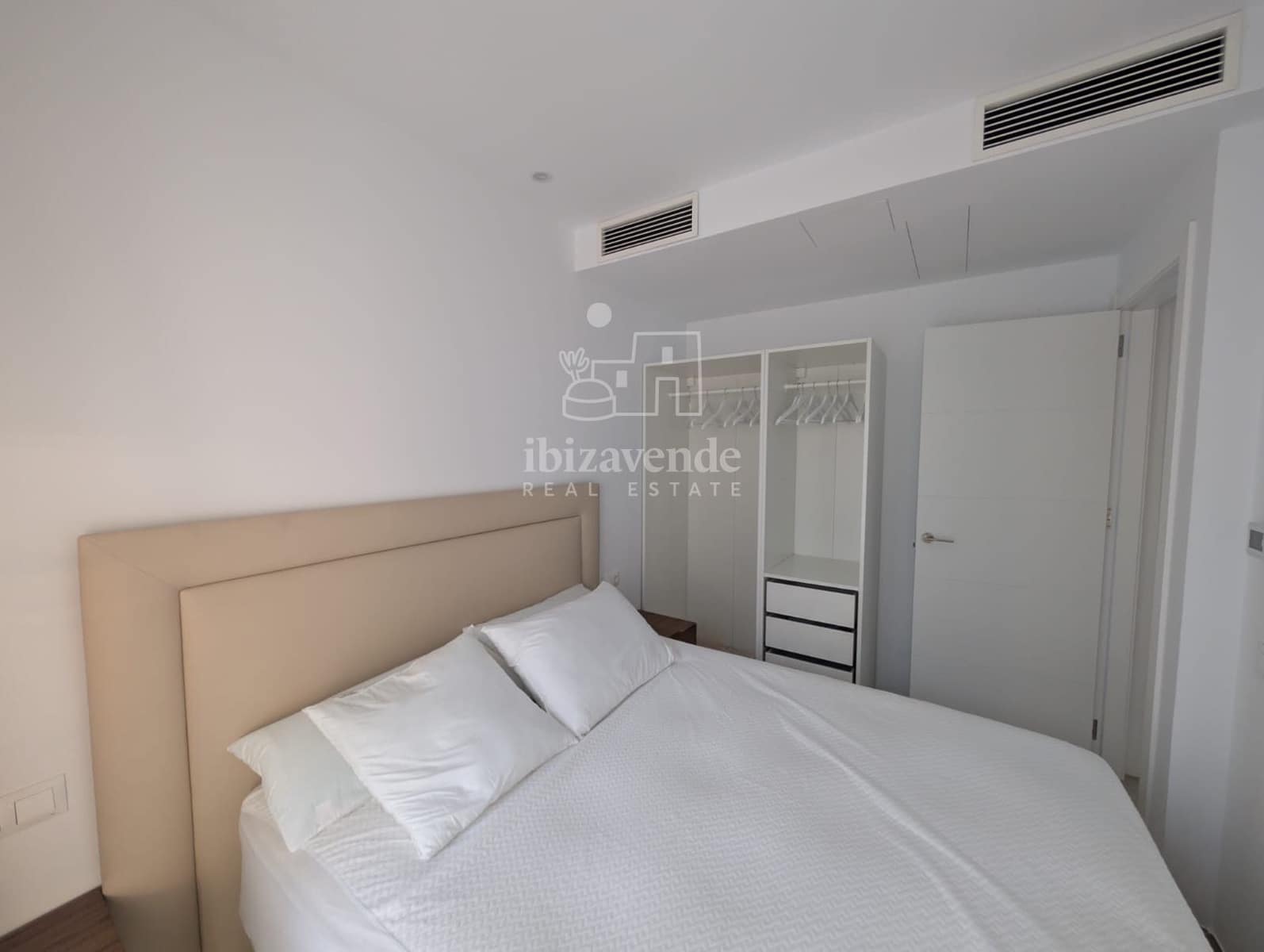 3 camera da letto Appartamento da affittare in Sant Antoni de Portmany con garage - 1.500 € (Rif: 9352895)