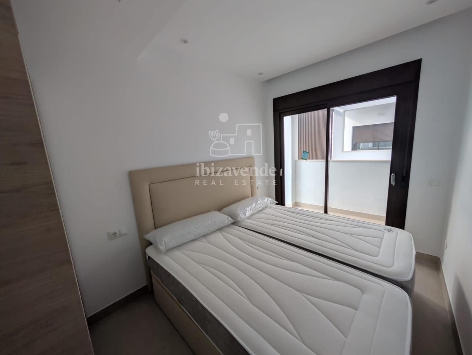 3 bedroom Flat for rent in Sant Antoni de Portmany with garage - € 1,500 (Ref: 9352896)