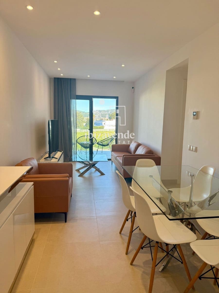 3 bedroom Flat for rent in Sant Antoni de Portmany with garage - € 2,800 (Ref: 9352896)