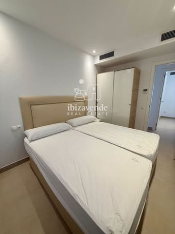 3 bedroom Flat for rent in Sant Antoni de Portmany with garage - € 2,650 (Ref: 9352896)