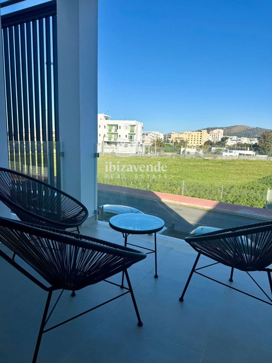 3 bedroom Flat for rent in Sant Antoni de Portmany with garage - € 2,800 (Ref: 9352896)