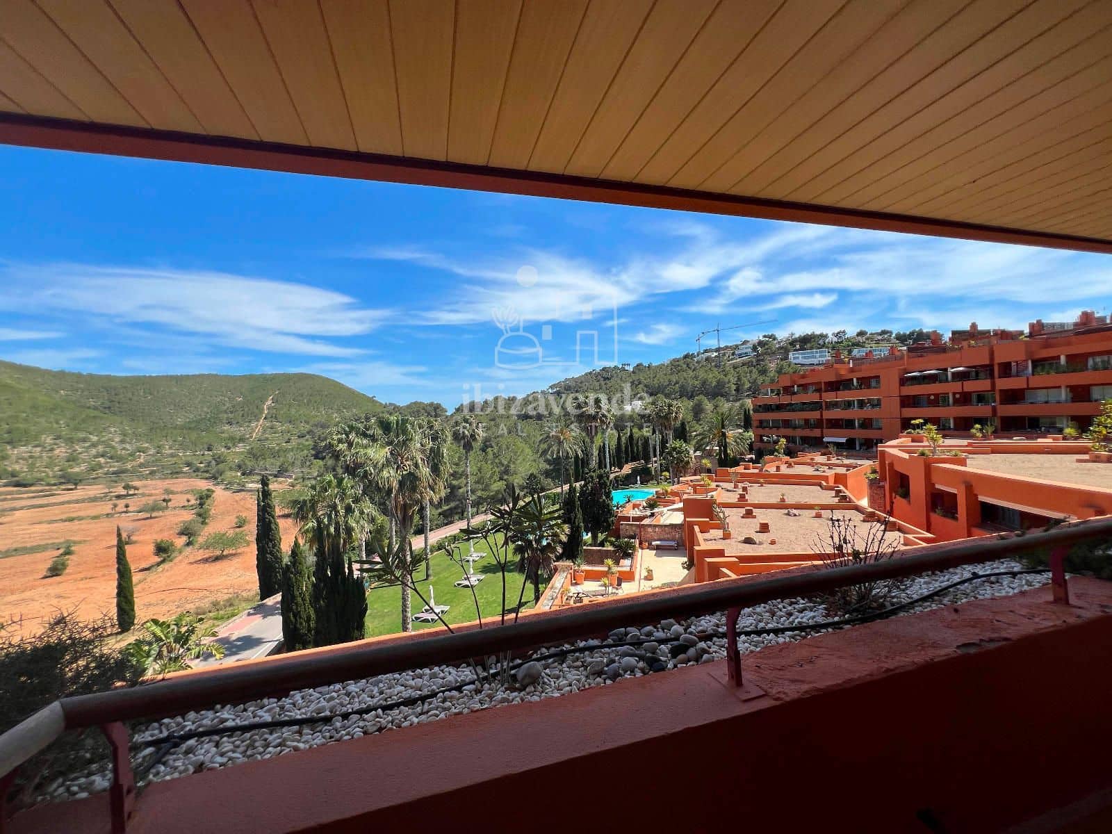 3 bedroom Flat for rent in Roca Llisa with pool garage - € 3,900 (Ref: 9354516)