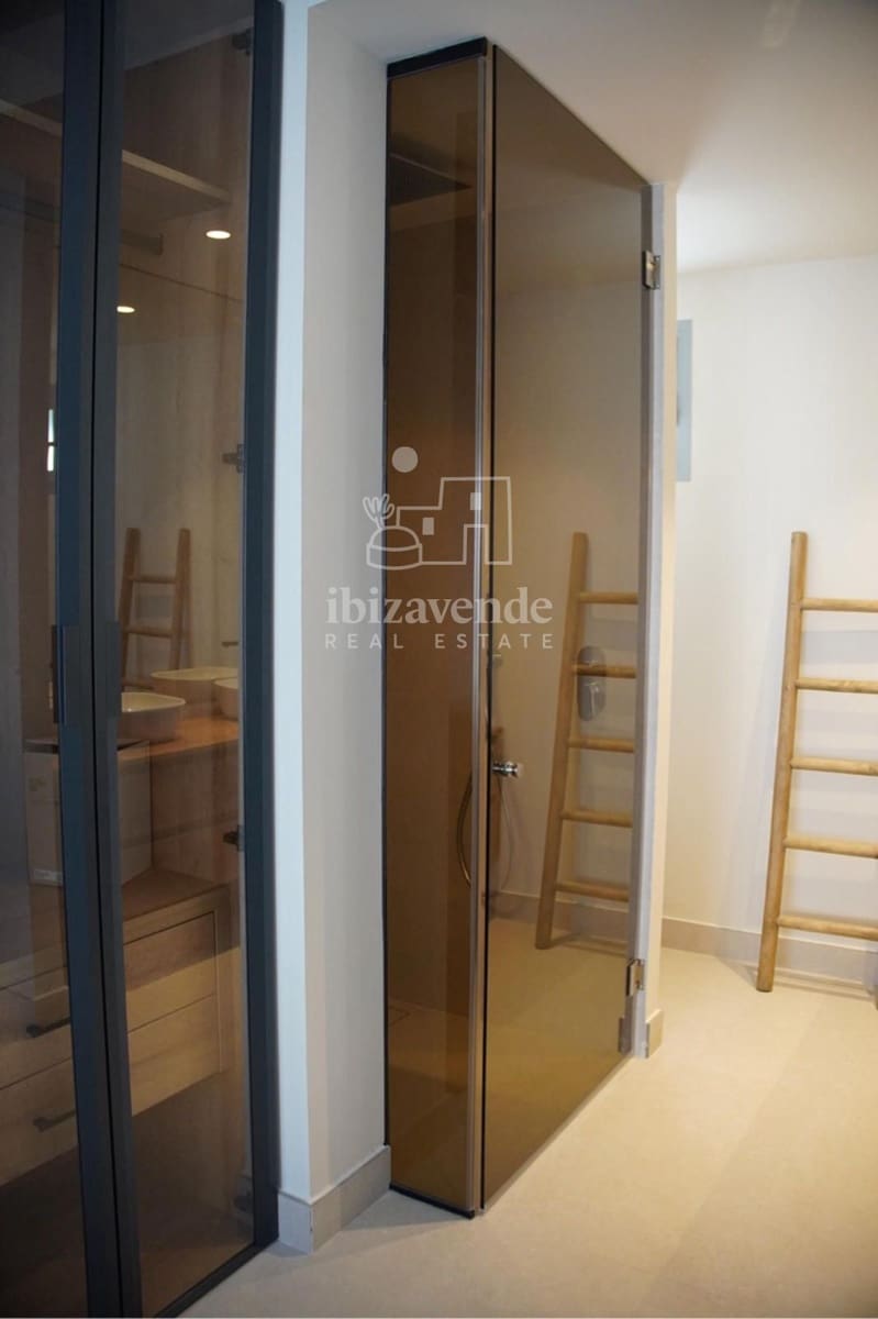 2 camera da letto Appartamento da affittare in Cala Gracio con piscina garage - 1.800 € (Rif: 9354517)