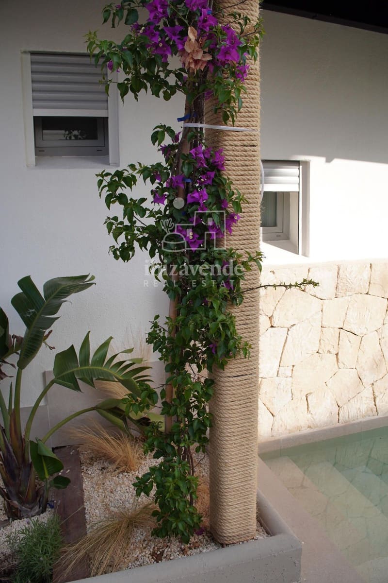 2 camera da letto Appartamento da affittare in Cala Gracio con piscina garage - 1.800 € (Rif: 9354517)