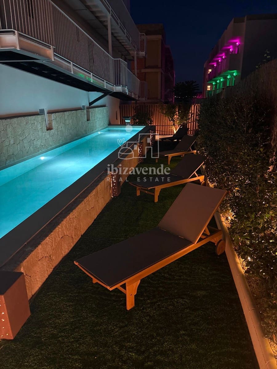 2 camera da letto Appartamento da affittare in Cala Gracio con piscina garage - 1.500 € (Rif: 9354520)