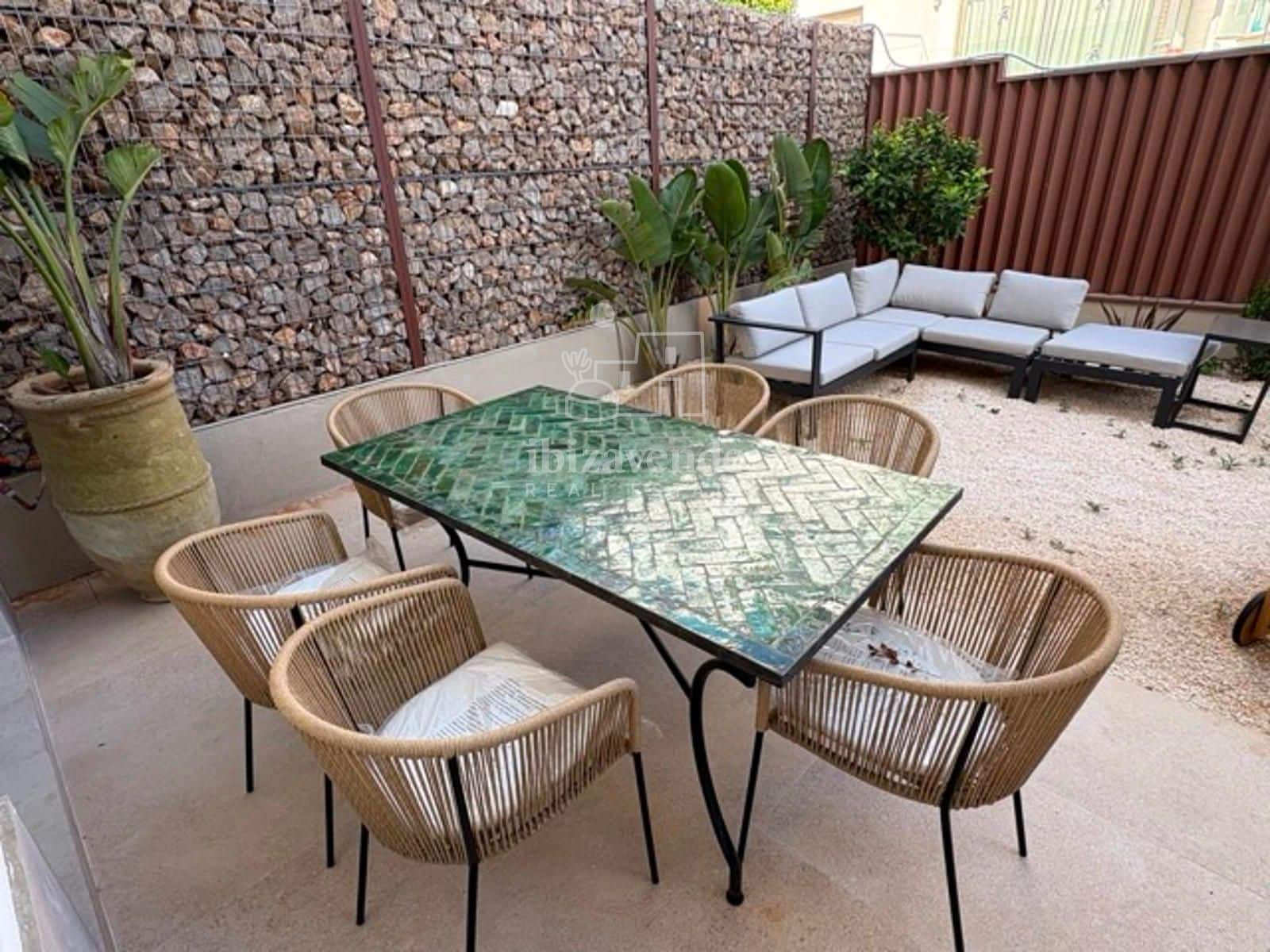 2 camera da letto Appartamento da affittare in Cala Gracio con piscina garage - 1.500 € (Rif: 9354520)