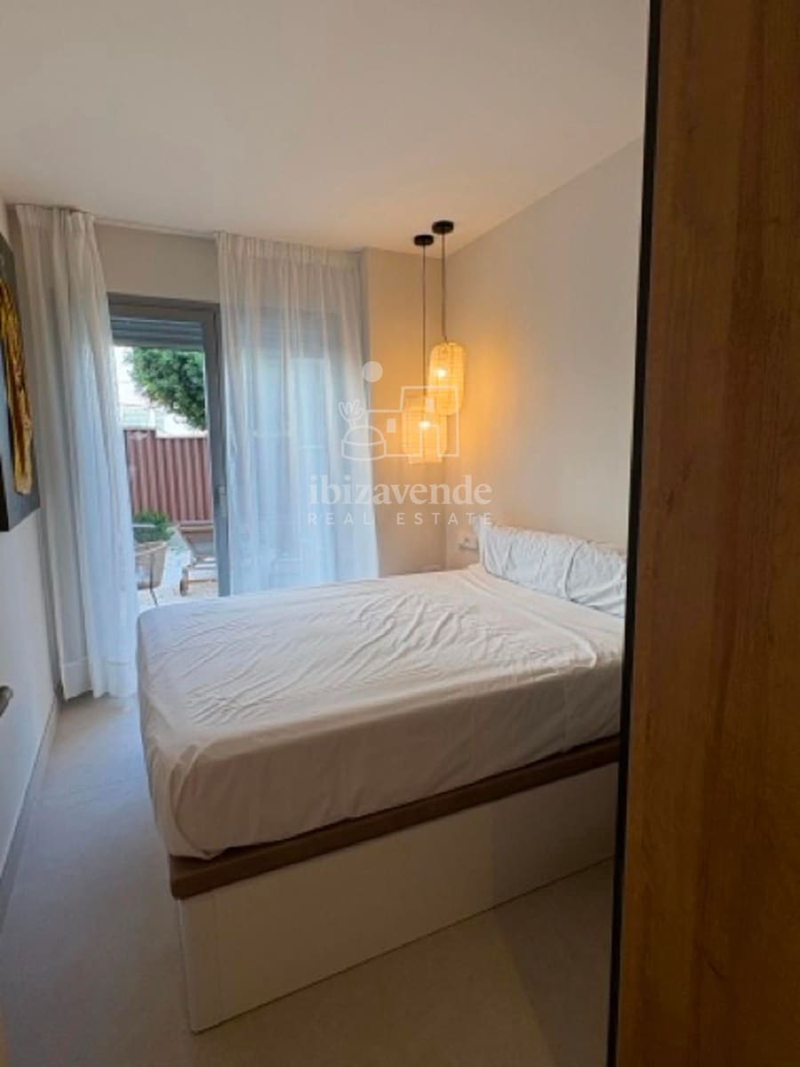 2 soveværelse Lejlighed til leje i Cala Gracio med swimmingpool garage - € 1.500 (Ref: 9354521)