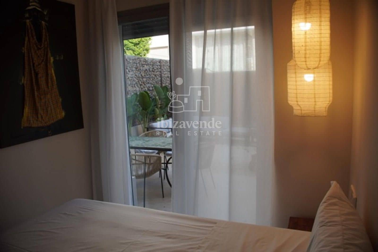 2 soveværelse Lejlighed til leje i Cala Gracio med swimmingpool garage - € 1.500 (Ref: 9354521)