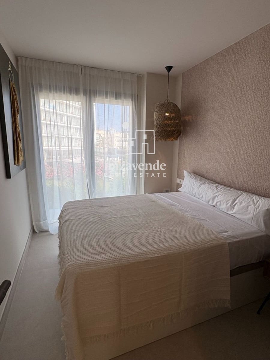 2 bedroom Penthouse for rent in Cala Gracio with pool garage - € 1,500 (Ref: 9354521)