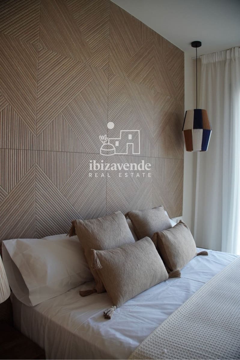 2 bedroom Penthouse for rent in Cala Gracio with pool garage - € 1,500 (Ref: 9354521)