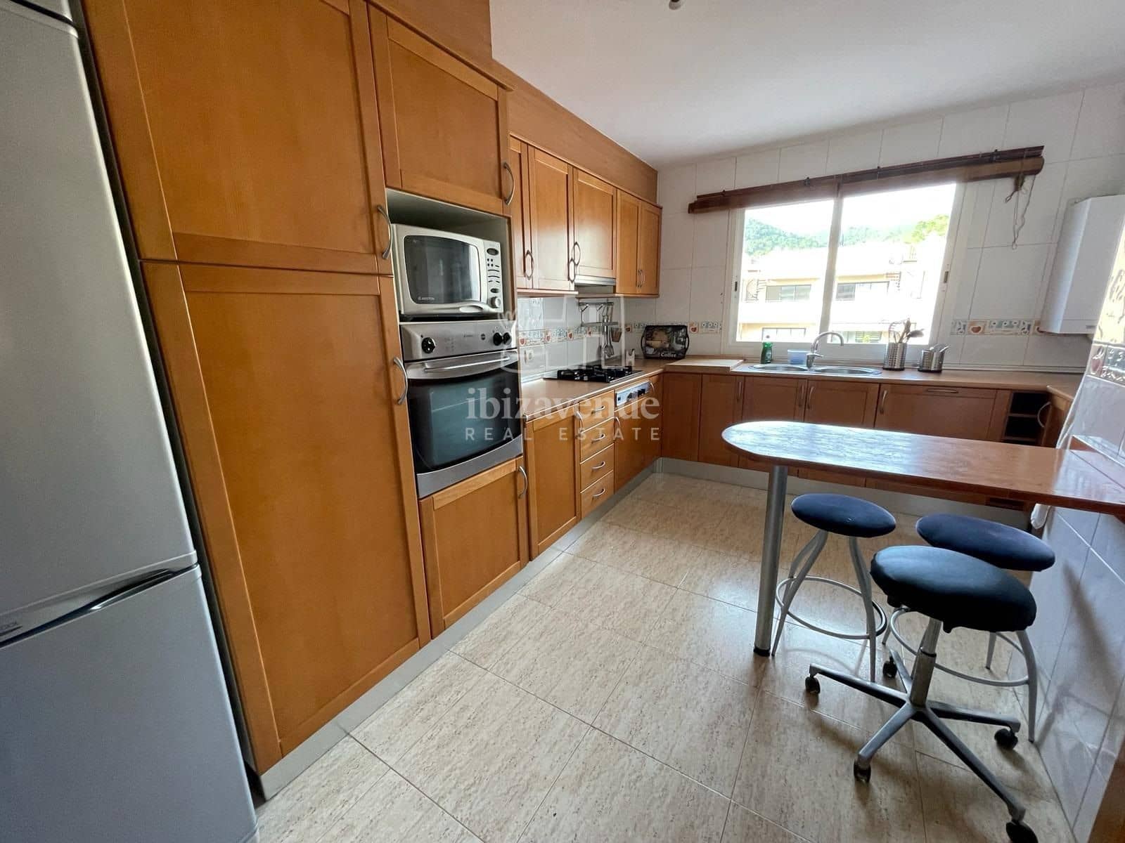 3 sypialnia Penthouse do wynajęcia w Santa Eulalia / Santa Eularia z garażem - 1 500 € (Ref: 9361001)