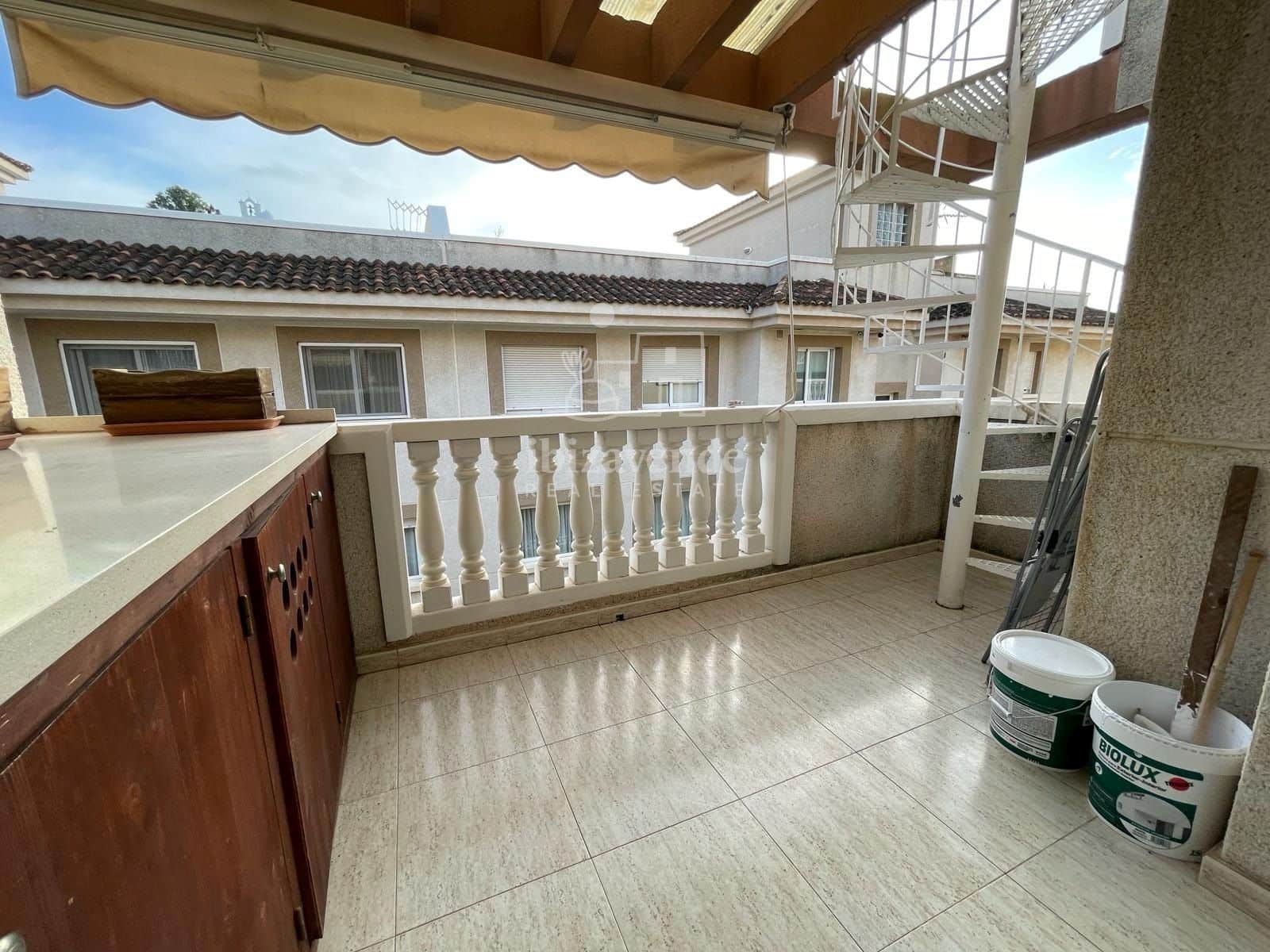 3 sypialnia Penthouse do wynajęcia w Santa Eulalia / Santa Eularia z garażem - 1 500 € (Ref: 9361001)