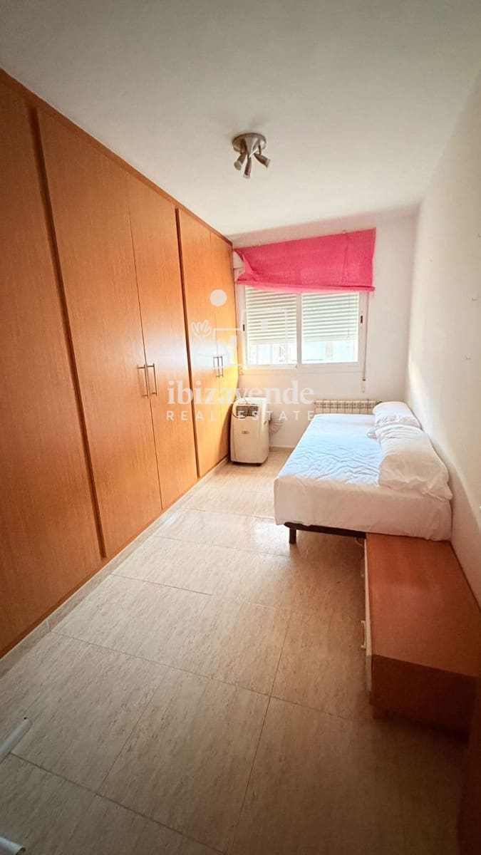 3 bedroom Penthouse for rent in Santa Eulalia / Santa Eularia with garage - € 2,500 (Ref: 9361001)