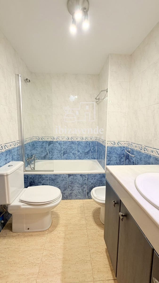 3 bedroom Penthouse for rent in Santa Eulalia / Santa Eularia with garage - € 2,500 (Ref: 9361001)