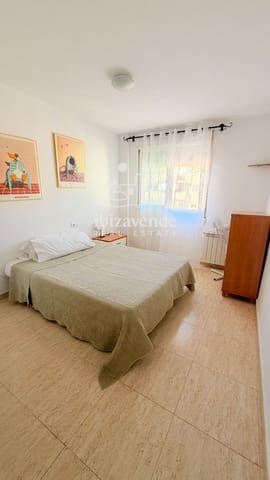 3 slaapkamer Penthouse te huur in Santa Eulalia / Santa Eularia met garage - € 2.500 (Ref: 9361001)