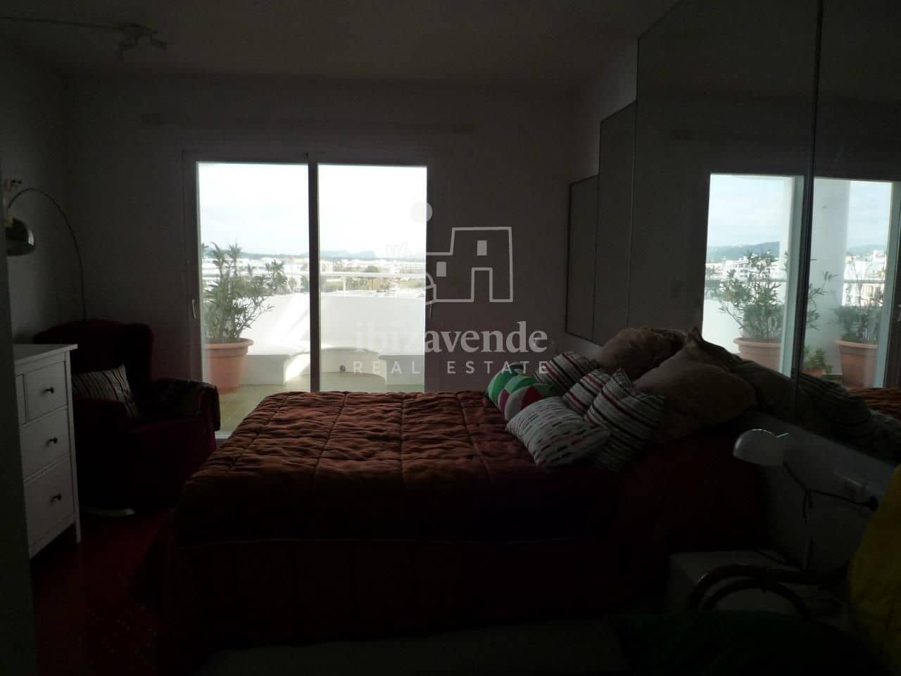 2 soverom Penthouse til salgs i Santa Eulalia / Santa Eularia - € 1 200 000 (Ref: 9363203)
