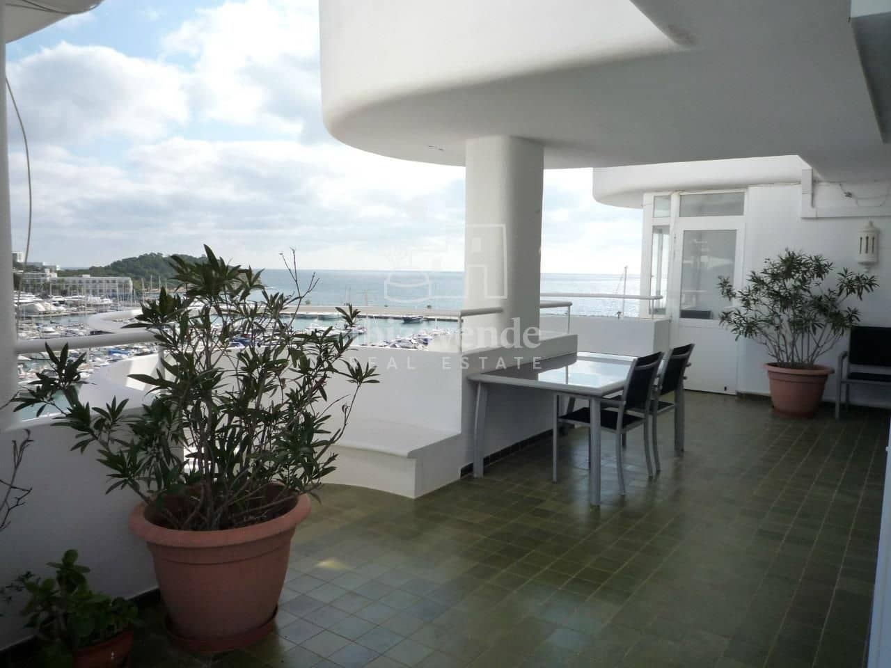 2 soverom Penthouse til salgs i Santa Eulalia / Santa Eularia - € 1 200 000 (Ref: 9363203)