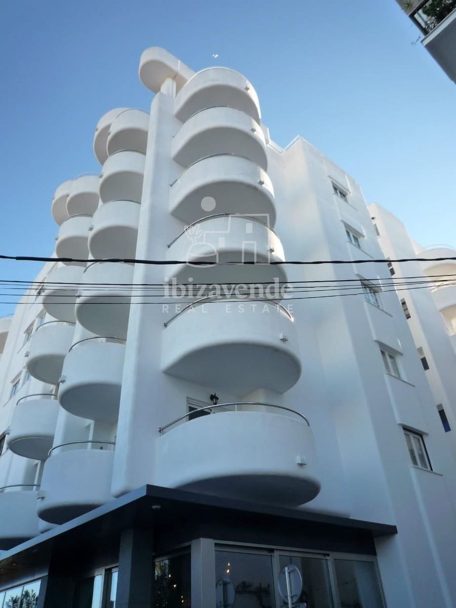 2 soverom Penthouse til salgs i Santa Eulalia / Santa Eularia - € 1 200 000 (Ref: 9363203)