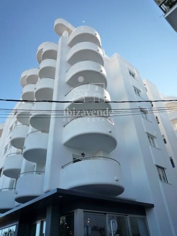 2 soveværelse Penthouse til salg i Santa Eulalia / Santa Eularia - € 1.200.000 (Ref: 9363203)