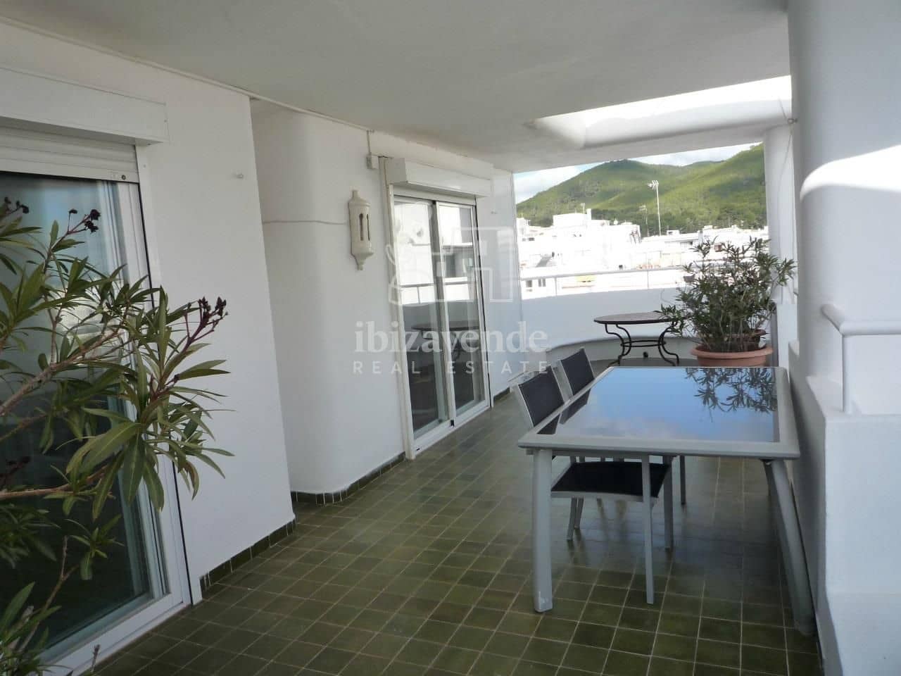 2 soverom Penthouse til salgs i Santa Eulalia / Santa Eularia - € 1 200 000 (Ref: 9363203)