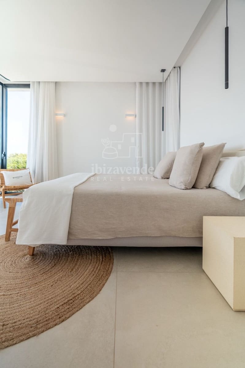 Villa/Maison de 5 chambres à louer à Nuestra Senora de Jesus avec piscine garage - 17 500 € (Ref: 9376418)