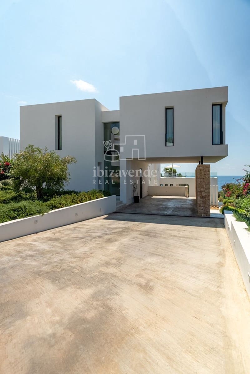 Villa/Maison de 5 chambres à louer à Nuestra Senora de Jesus avec piscine garage - 17 500 € (Ref: 9376418)