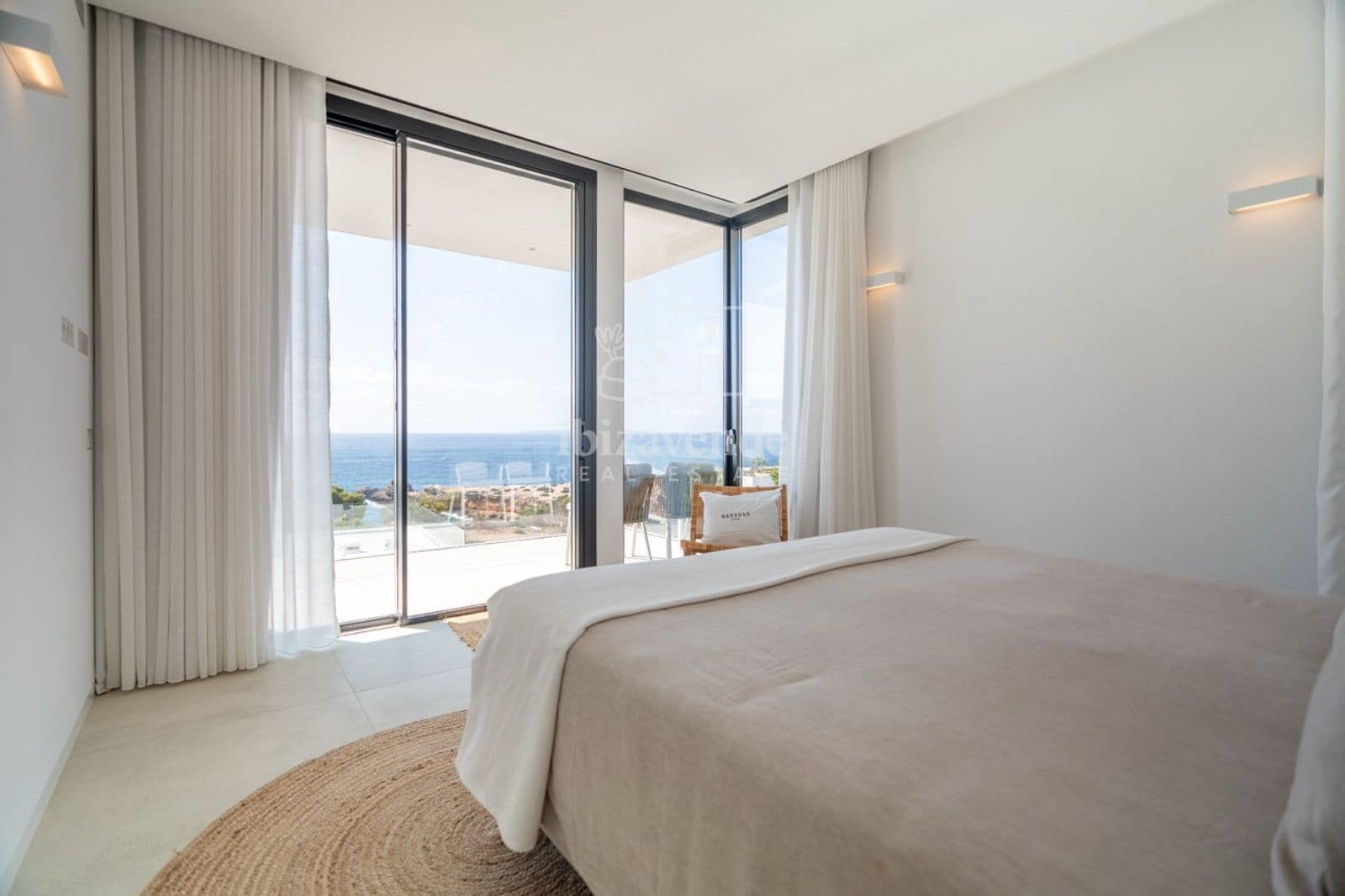 Villa/Maison de 5 chambres à louer à Nuestra Senora de Jesus avec piscine garage - 17 500 € (Ref: 9376418)