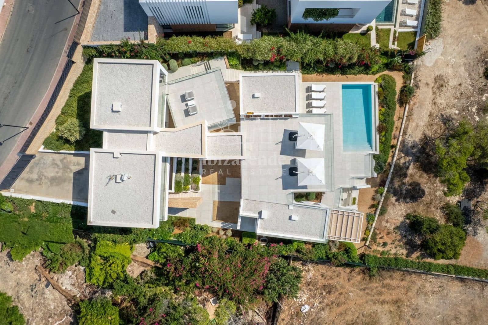 Villa/Maison de 5 chambres à louer à Nuestra Senora de Jesus avec piscine garage - 17 500 € (Ref: 9376418)