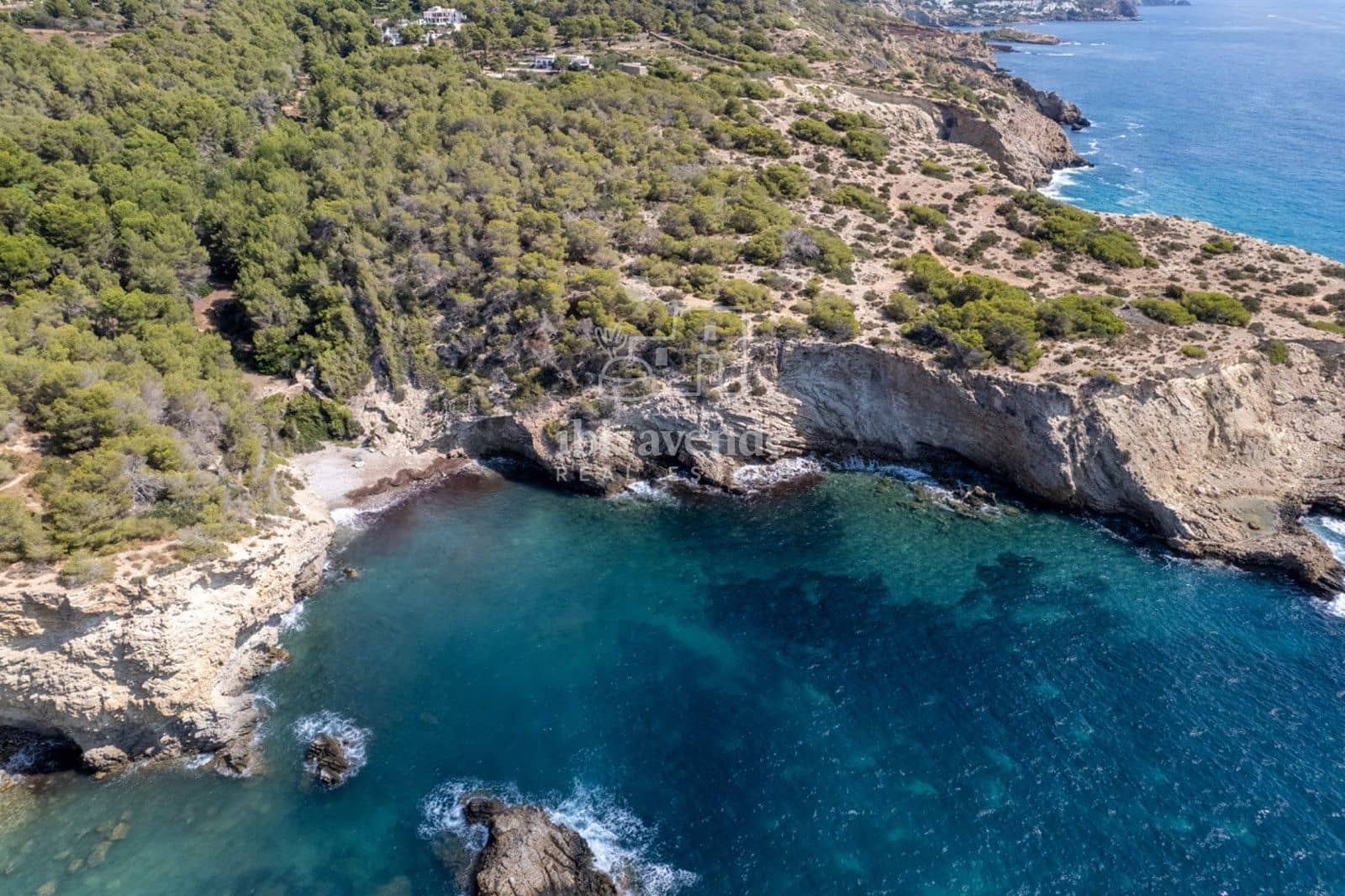 Villa/Maison de 5 chambres à louer à Nuestra Senora de Jesus avec piscine garage - 17 500 € (Ref: 9376418)