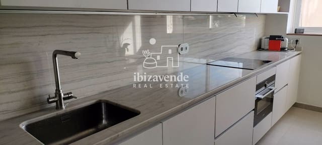 3 makuuhuone Asunto vuokrattavana paikassa Ibiza kaupunki mukana uima-altaan 
autotalli - 7 000 € (Ref: 9396695)