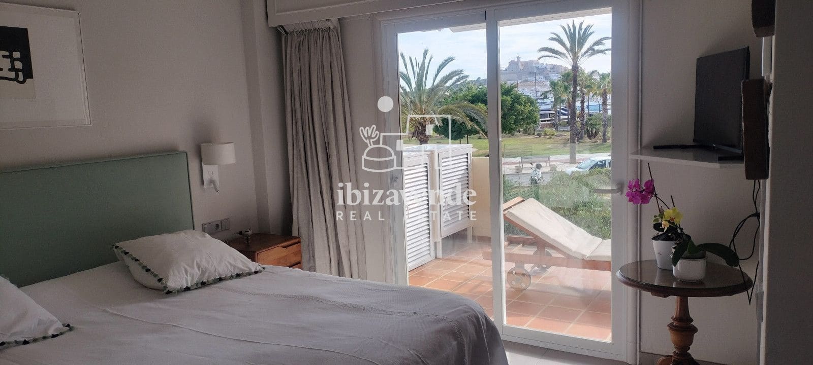 3 makuuhuone Asunto vuokrattavana paikassa Ibiza kaupunki mukana uima-altaan 
autotalli - 7 000 € (Ref: 9396695)