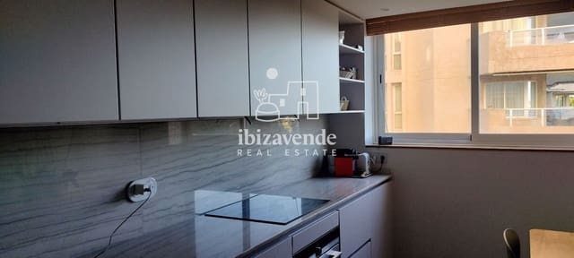 3 makuuhuone Asunto vuokrattavana paikassa Ibiza kaupunki mukana uima-altaan 
autotalli - 7 000 € (Ref: 9396695)