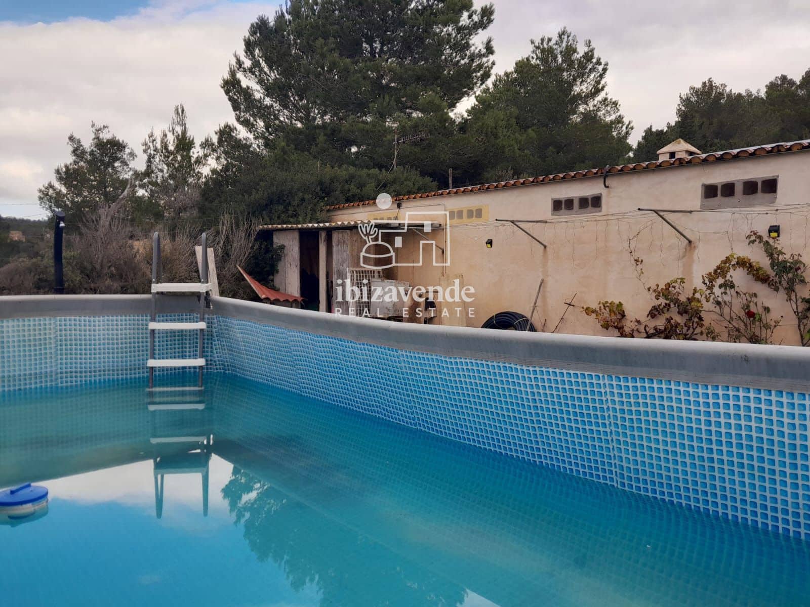 Villa for sale in Santa Ines / Santa Agnes de Corona - € 1,200,000 (Ref: 9400141)