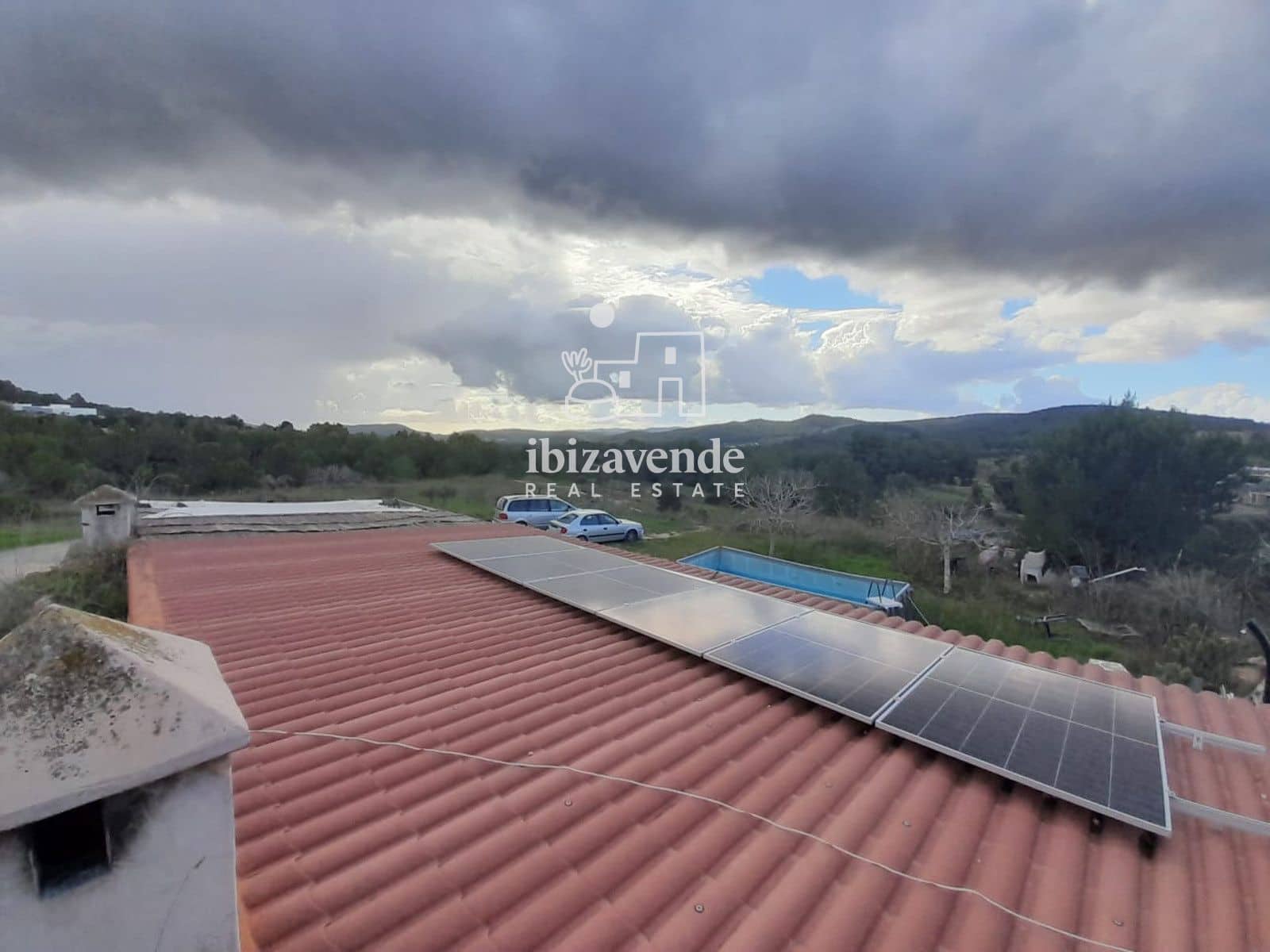 Villa for sale in Santa Ines / Santa Agnes de Corona - € 1,200,000 (Ref: 9400141)