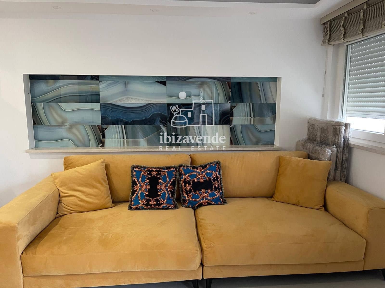 2 bedroom Flat for rent in Ibiza / Eivissa town with pool garage - € 5,500 (Ref: 9407038)