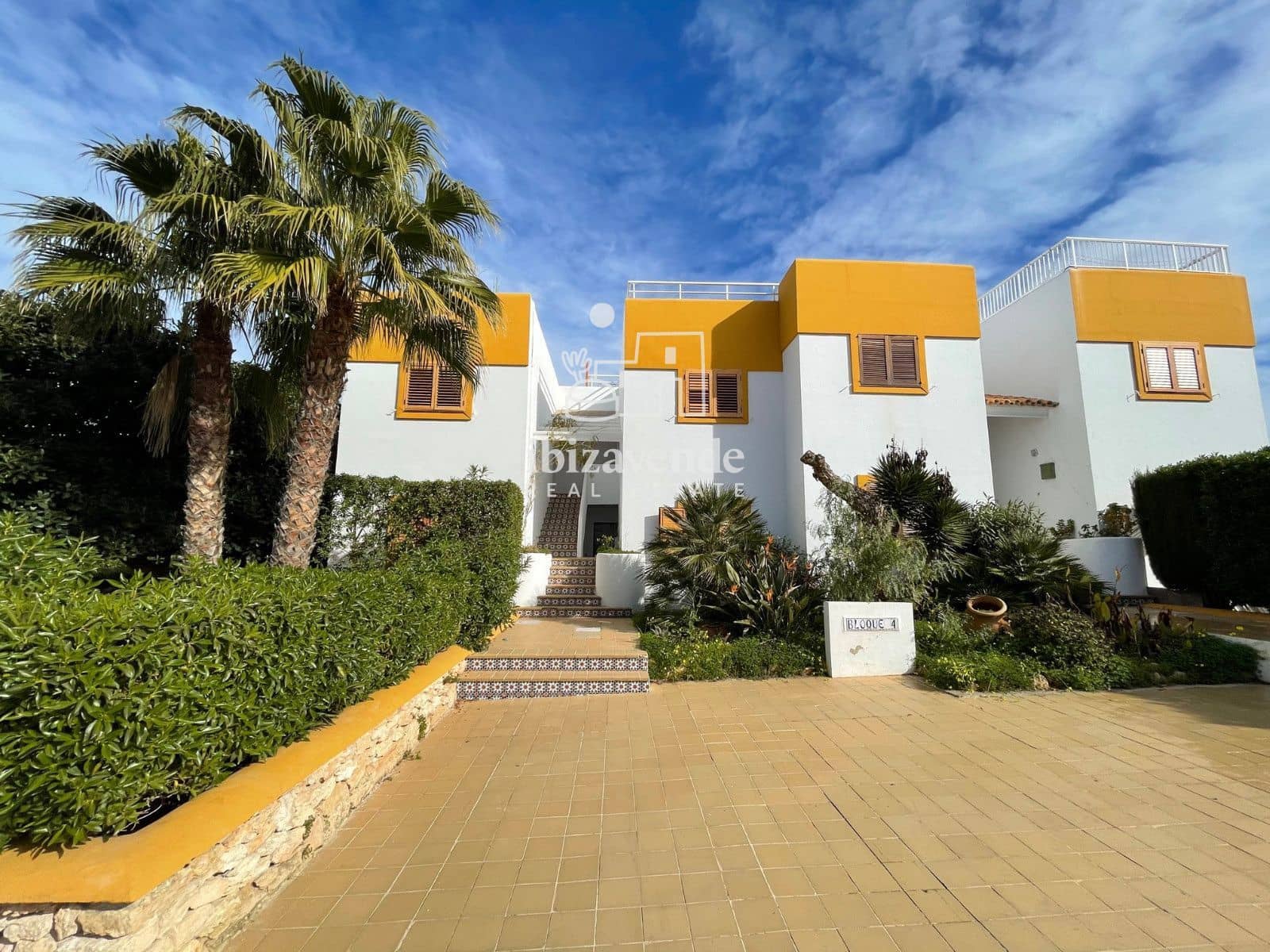 1 soverom Leilighet til leie i Port des Torrent - € 1 300 (Ref: 9407039)