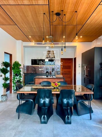 3 soverom Villa til salgs i San Jose / Sant Josep de Sa Talaia med svømmebasseng garasje - € 1 149 000 (Ref: 9421543)