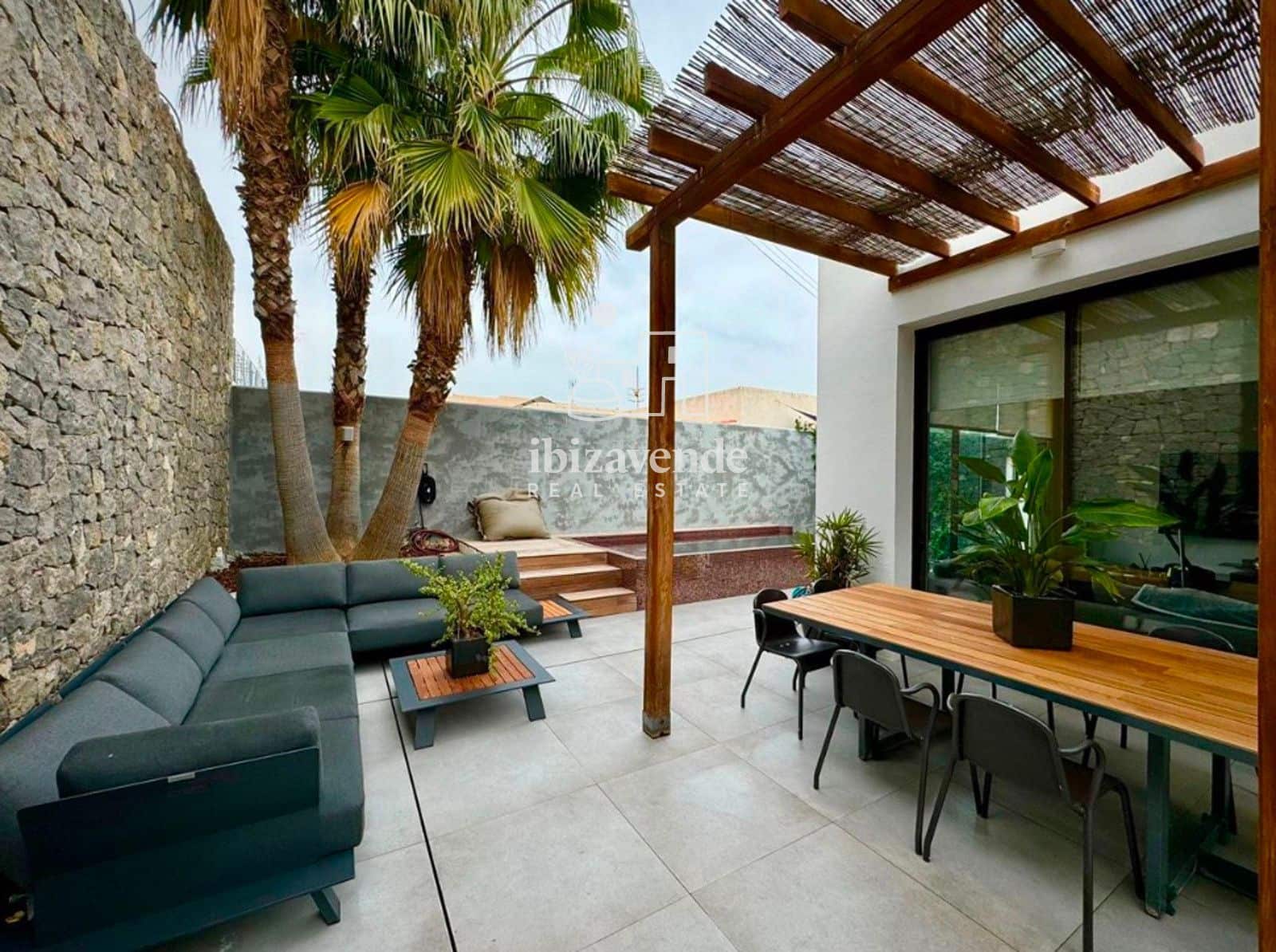 3 soverom Villa til salgs i San Jose / Sant Josep de Sa Talaia med svømmebasseng garasje - € 1 149 000 (Ref: 9421543)