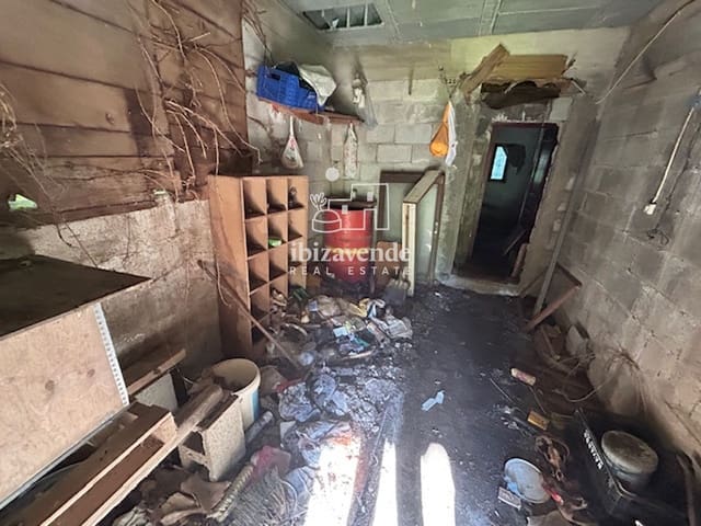 Tomt till salu i Sant Antoni de Portmany - 480 000 € (Ref: 9425804)