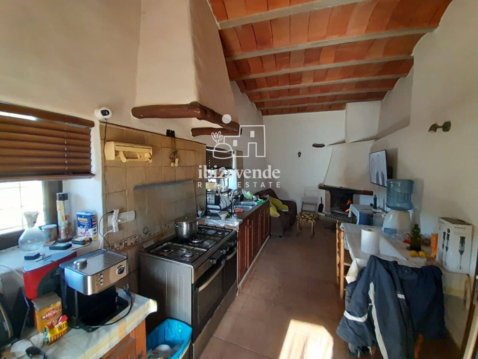 6 bedroom Villa for sale in Sant Joan de Labritja - € 4,500,000 (Ref: 9426496)