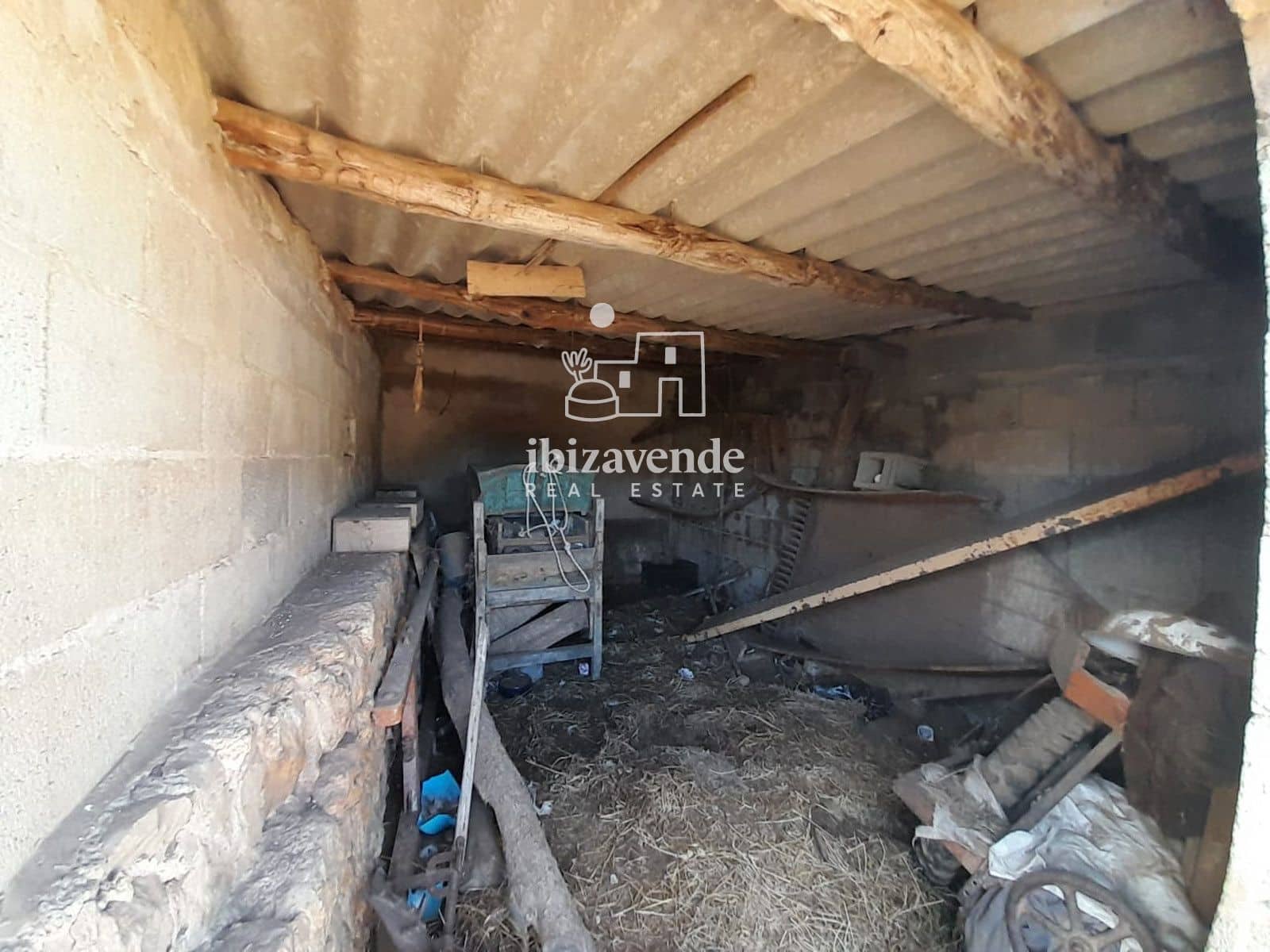 6 bedroom Villa for sale in Sant Joan de Labritja - € 4,500,000 (Ref: 9426496)