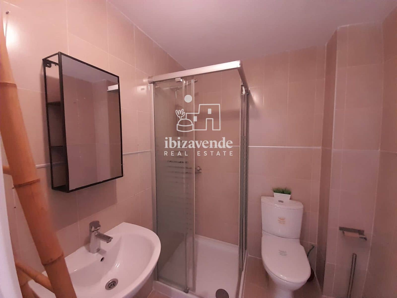 3 soveværelse Lejlighed til salg i Santa Eulalia / Santa Eularia med swimmingpool garage - € 850.000 (Ref: 9426601)