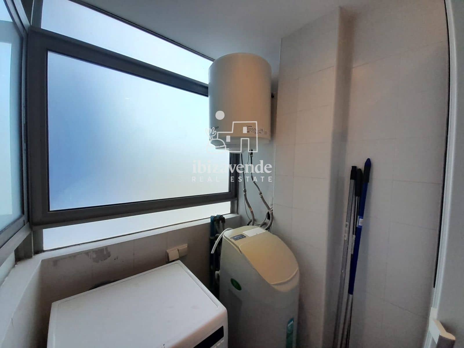 3 soveværelse Lejlighed til salg i Santa Eulalia / Santa Eularia med swimmingpool garage - € 850.000 (Ref: 9426601)