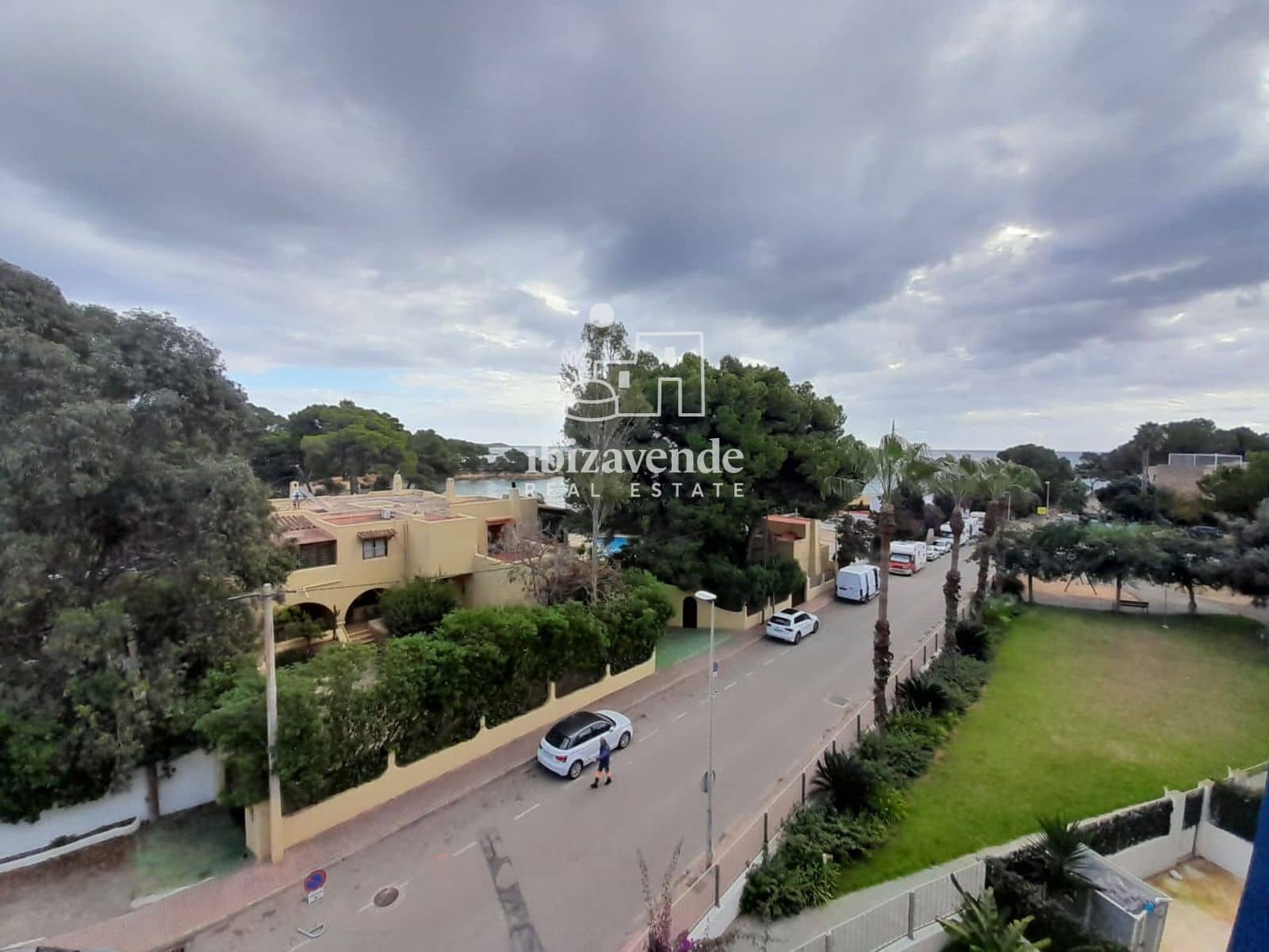 3 soveværelse Lejlighed til salg i Santa Eulalia / Santa Eularia med swimmingpool garage - € 850.000 (Ref: 9426601)