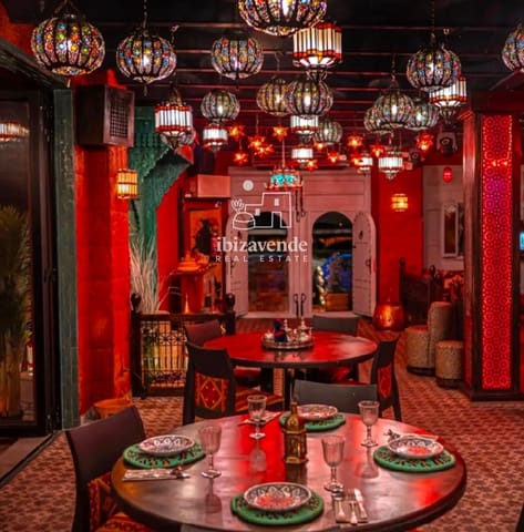 Restaurant/Bar til salgs i Nuestra Señora de Jesus, Santa Eulalia / Santa Eularia - € 120 000 (Ref: 9432521)