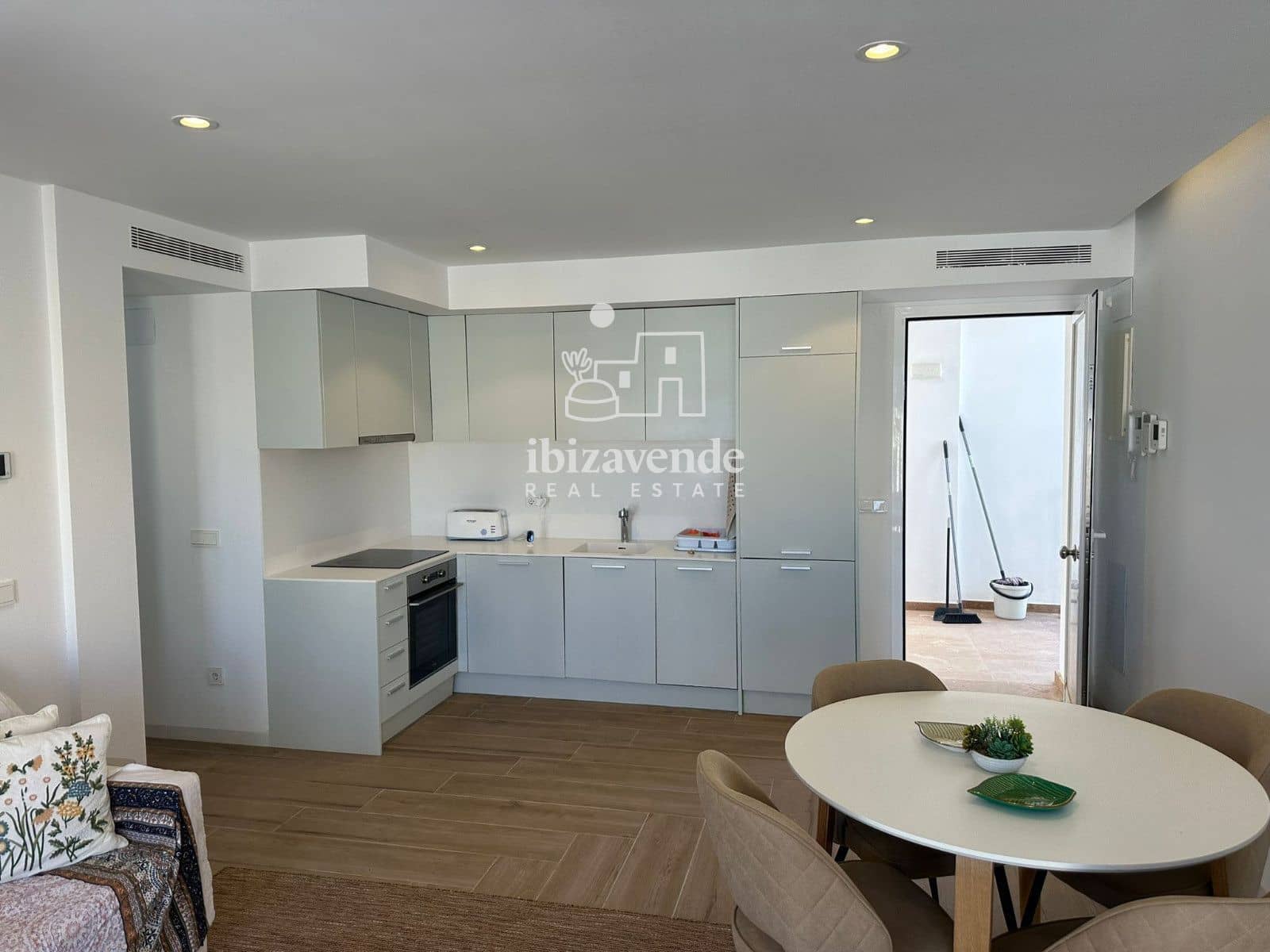 2 makuuhuone Kattohuoneisto vuokrattavana paikassa Formentera kunta mukana uima-altaan 
autotalli - 5 500 € (Ref: 9449729)