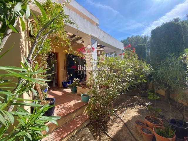 3 bedroom Flat for rent in Port des Torrent, San Jose / Sant Josep de Sa Talaia with pool garage - € 5,000 (Ref: 9449907)